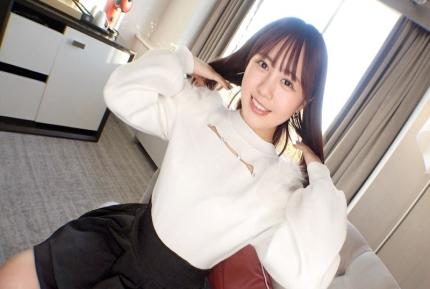 SIRO-5481 想嘗試專業人士的技術...性格溫柔，她看起來是個溫柔的按摩女郎，但實際上她是一個熱愛性愛、已經和15個人發生過關係的女孩！ 素人