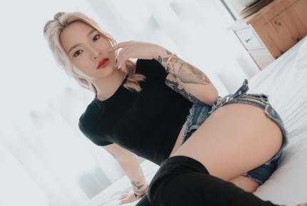 性感舞者Joanne的極致高潮噴水性愛
