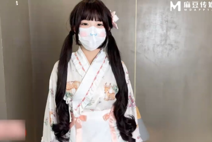 線下cos陪玩白嫩蘿莉遇到變態客戶 QQ糖