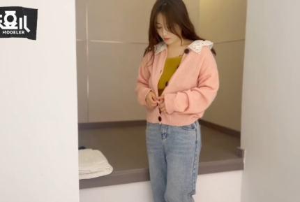 弟弟偷拿姐姐的內衣被姐姐發現強制榨乾