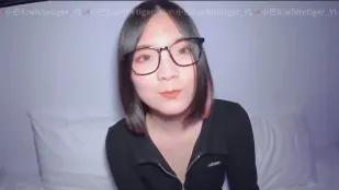 曾強把我幹得好粗暴我的身體完全無法抵抗 小巴