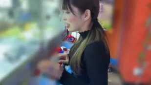 FC2PPV-4722969 用無法停止的活塞深入陰道痙攣多次高潮