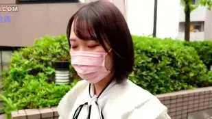 FC2PPV-4625235 溫順美少女竟是虐待狂極品高潮痙