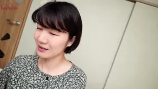 FC2PPV-4697318 丈夫公司破產背負巨額債務的主婦孤注一擲