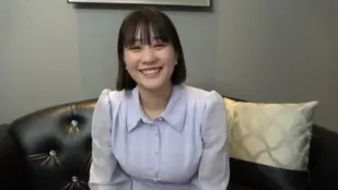FC2PPV-4352665 H杯爆乳寫真模特兒優菜醬中出