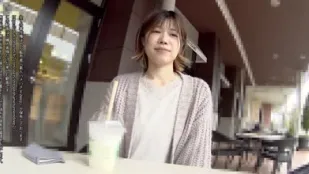 FC2PPV-2904400 只需插入陰莖即可瞬間達到高潮的高挑美人妻