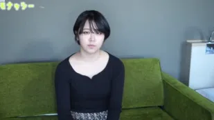 FC2PPV-2885099 短髮氣質沉穩的女大學生