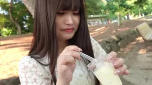 FC2PPV-4573386 溫柔自然E罩杯清純女大學生