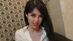 FC2PPV-4853836 雙人共享熟婦42歲的全心全意性愛初次嘗試任何事情都可以接受的吸吮遊戲射精三次直接射入體內肛門插入60公分長的充氣棒突然變成三孔