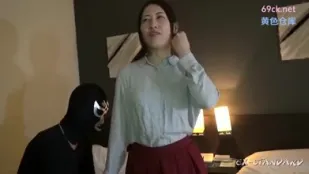 FC2PPV-958022 私拍惡魔的高速撞擊連發讓美女妻子紗織夫人現場懷孕多次射精